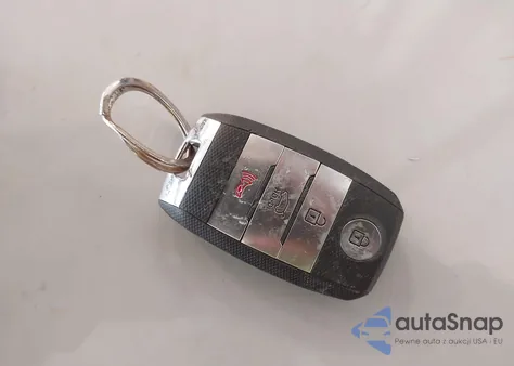 2020 Kia Sportage Ex z USA, uszkodzony, nr VIN KNDPN3AC1L7633368